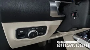 Mercedes-Benz GLB-Class, 2024 — миниатюра 28