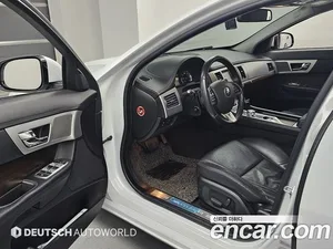 Jaguar XF, 2015 — миниатюра 11