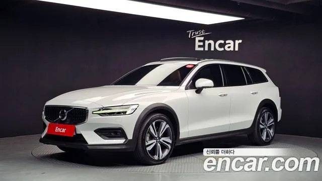 Volvo V60, 2020 — фото автомобиля из Кореи