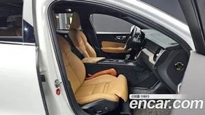 Volvo V60, 2020 — миниатюра 16