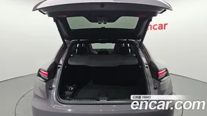 Porsche Macan, 2025 — миниатюра 20