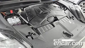 Porsche Cayenne, 2025 — миниатюра 6