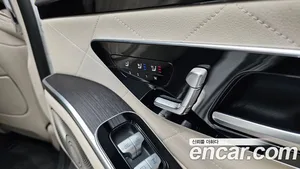 Mercedes-Benz S-Class, 2022 — миниатюра 19