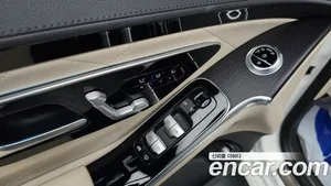 Mercedes-Benz S-Class, 2023 — миниатюра 28