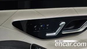 Mercedes-Benz S-Class, 2023 — миниатюра 34
