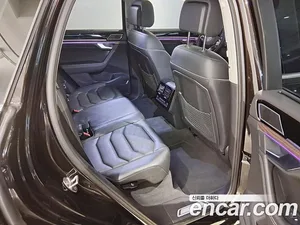 Volkswagen Touareg, 2024 — миниатюра 11