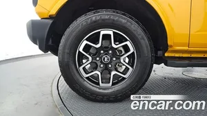 Ford Bronco, 2022 — миниатюра 5