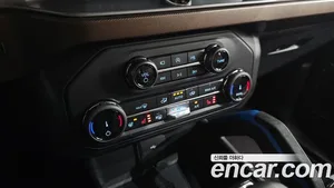 Ford Bronco, 2022 — миниатюра 25