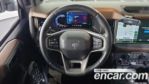 Ford Bronco, 2023 — миниатюра 13