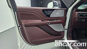 Lincoln Aviator, 2020 — миниатюра 13