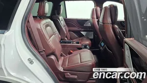 Lincoln Aviator, 2020 — миниатюра 15