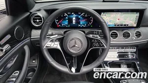 Mercedes-Benz E-Class, 2022 — миниатюра 20