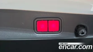Mercedes-Benz E-Class, 2022 — миниатюра 23