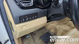 Kia Carnival, 2016 — миниатюра 27