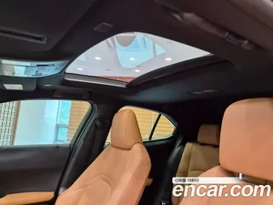 Lexus UX, 2024 — миниатюра 8
