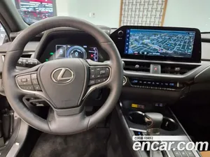 Lexus UX, 2024 — миниатюра 15