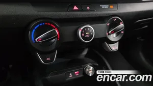 Kia Stonic, 2018 — миниатюра 11