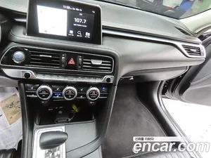 Genesis G70, 2020 — миниатюра 13
