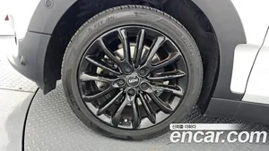 Mini Clubman, 2022 — миниатюра 5