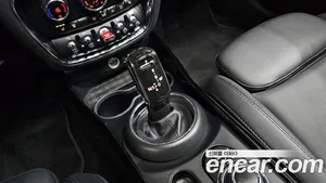 Mini Clubman, 2022 — миниатюра 9