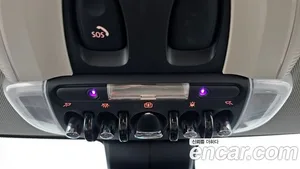 Mini Clubman, 2022 — миниатюра 19