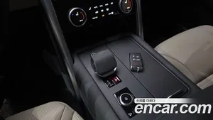 Land Rover Discovery, 2022 — миниатюра 11