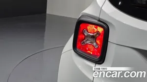Jeep Renegade, 2021 — миниатюра 9