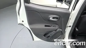 Jeep Renegade, 2021 — миниатюра 15