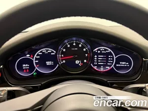 Porsche Panamera, 2023 — миниатюра 13
