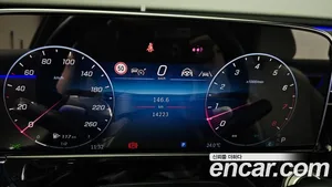 Mercedes-Benz E-Class, 2025 — миниатюра 11
