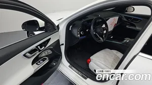 Mercedes-Benz E-Class, 2025 — миниатюра 13