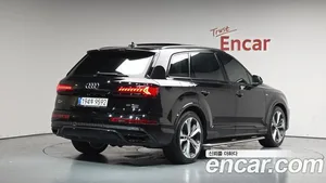 Audi Q7, 2022 — миниатюра 1