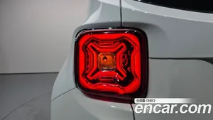 Jeep Renegade, 2021 — миниатюра 8