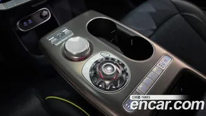 Genesis GV60, 2022 — миниатюра 12