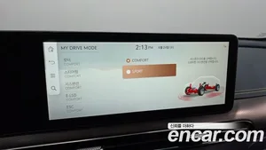 Genesis GV60, 2022 — миниатюра 24