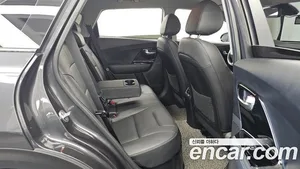Kia Niro, 2019 — миниатюра 12