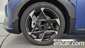 Kia EV4, 2025 — миниатюра 4