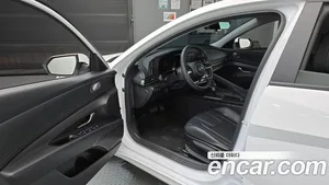 Hyundai Avante, 2023 — миниатюра 13