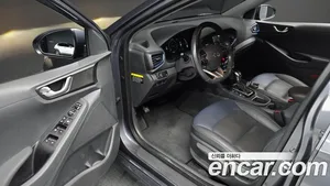 Hyundai Ioniq, 2017 — миниатюра 12