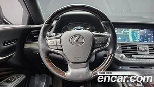 Lexus LS, 2018 — миниатюра 14