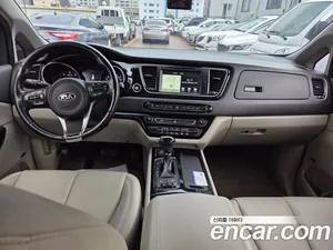 Kia Carnival, 2015 — миниатюра 6