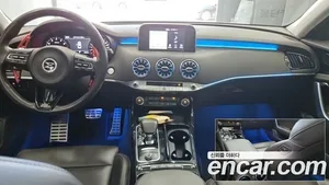 Kia Stinger, 2017 — миниатюра 7