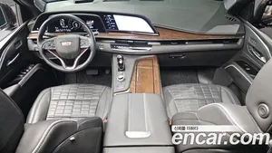 Cadillac Escalade, 2023 — миниатюра 10