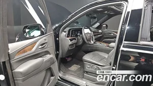 Cadillac Escalade, 2023 — миниатюра 13