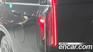 Cadillac Escalade, 2023 — миниатюра 9