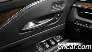 Cadillac Escalade, 2023 — миниатюра 35