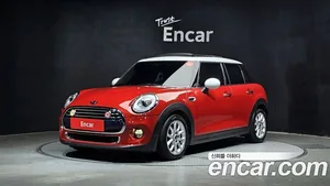Mini Cooper, 2017 — миниатюра 1