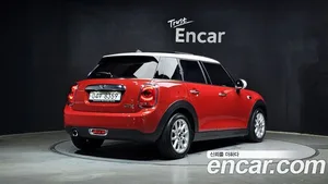 Mini Cooper, 2017 — миниатюра 2