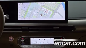 Genesis GV60, 2023 — миниатюра 19