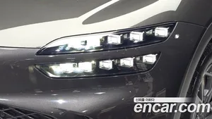 Genesis GV60, 2023 — миниатюра 8